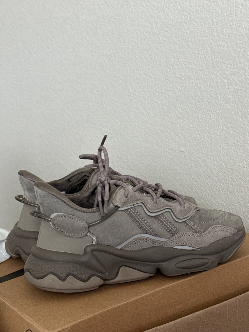 adidas ozweego